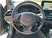 Toyota C-HR SUV / Terénní 2,0 l 112 kw