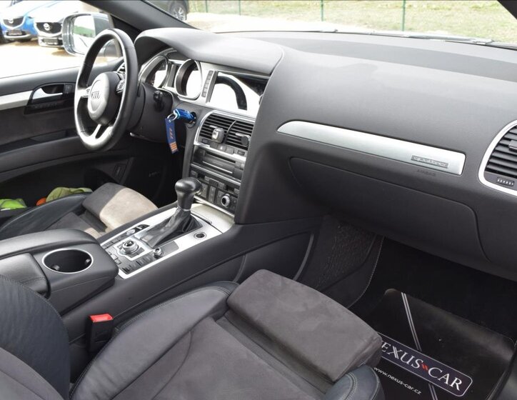 Audi Q7 SUV / Terénní 3,0 l 180 kw