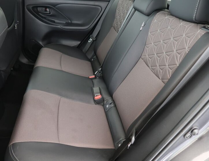 Toyota Yaris Cross SUV / Terénní 1,5 l 68 kw