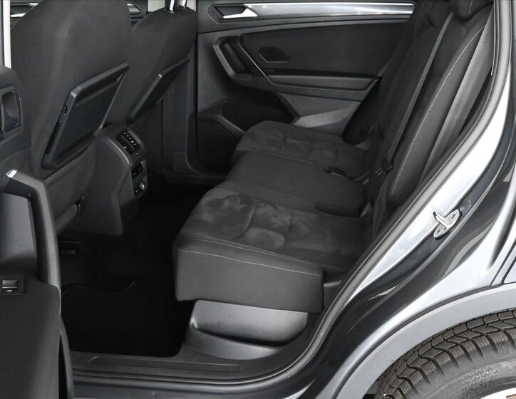 Volkswagen Tiguan Allspace 10