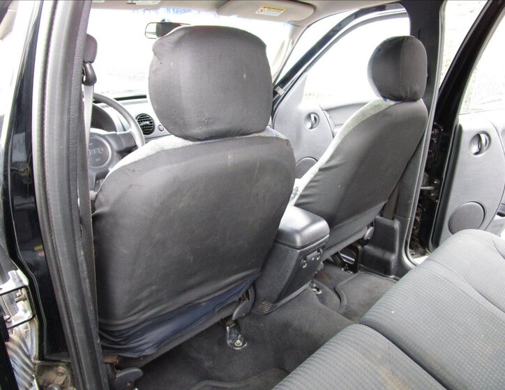 Jeep Cherokee Kombi 2,5 l 105 kw