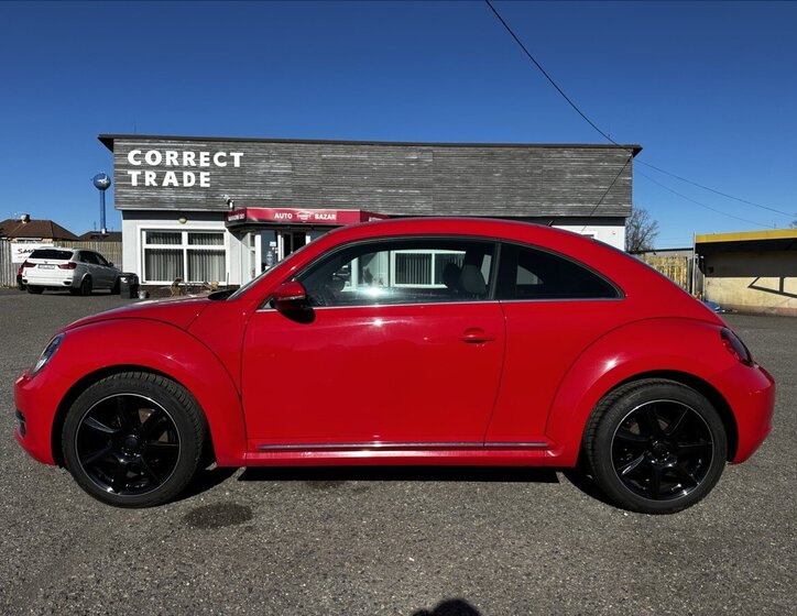 Volkswagen Beetle Hatchback 1,2 l 77 kw