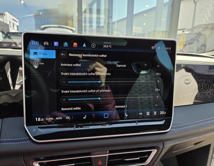 Volkswagen Tiguan SUV / Terénní 2,0 l 195 kw