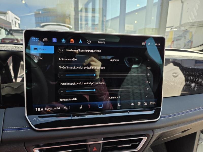 Volkswagen Tiguan SUV / Terénní 2,0 l 195 kw