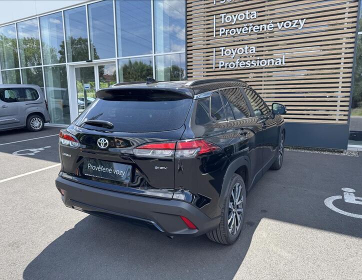 Toyota Corolla Cross 2