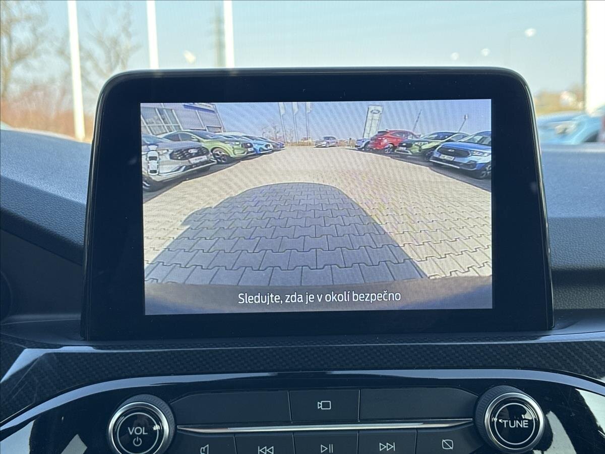 Ford Kuga SUV / Terénní 1,5 l 110 kw