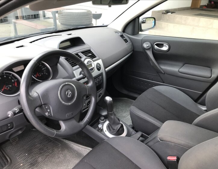Renault Mégane Sedan / Limuzína 1,4 l 72 kw