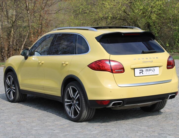 Porsche Cayenne SUV / Terénní 4,8 l 294 kw