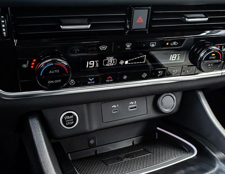 Nissan X-Trail SUV 1,5 l 120 kw