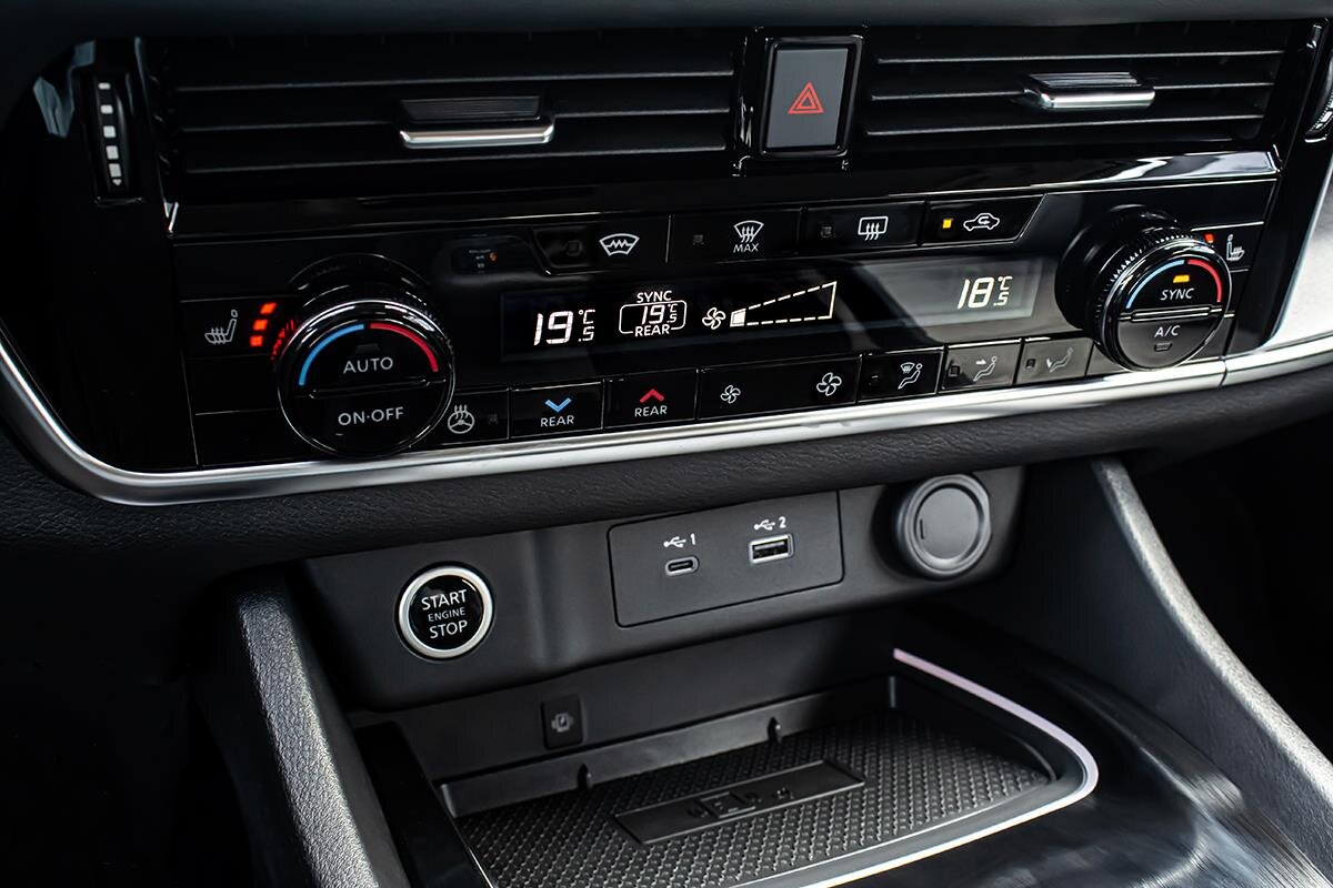 Nissan X-Trail SUV 1,5 l 120 kw