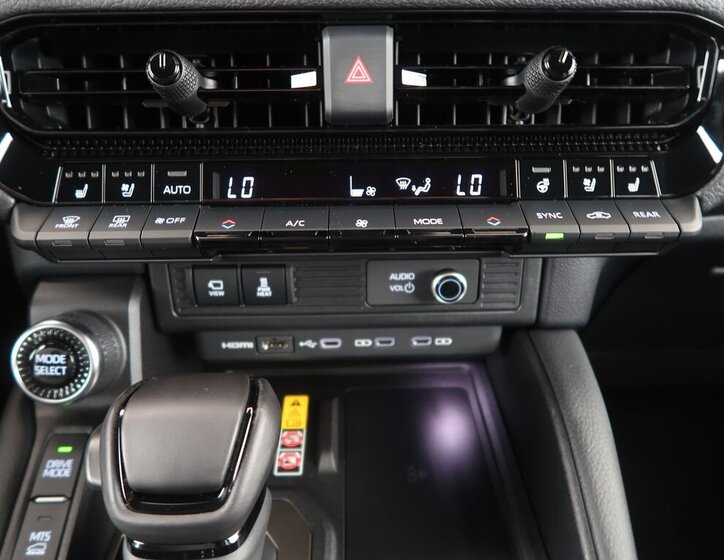 Toyota Land Cruiser SUV / Terénní 2,8 l 151 kw