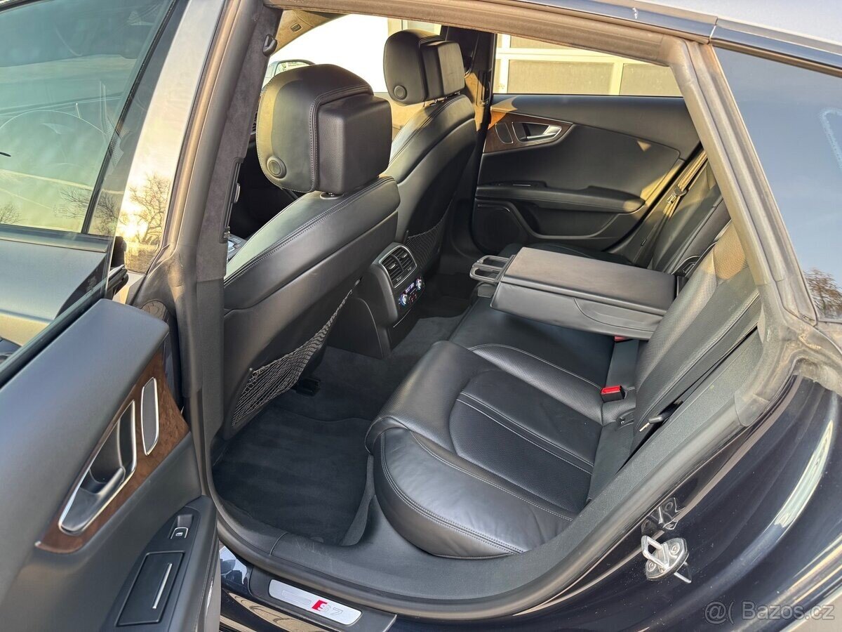 Audi S7 Hatchback 4,0 l 331 kw