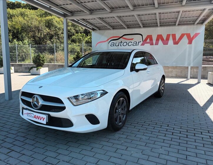 Mercedes-Benz Třídy A Hatchback 1,3 l 80 kw