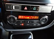 Mitsubishi Outlander 25