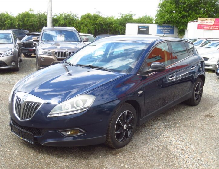 Lancia Delta Hatchback 1,4 l 88 kw
