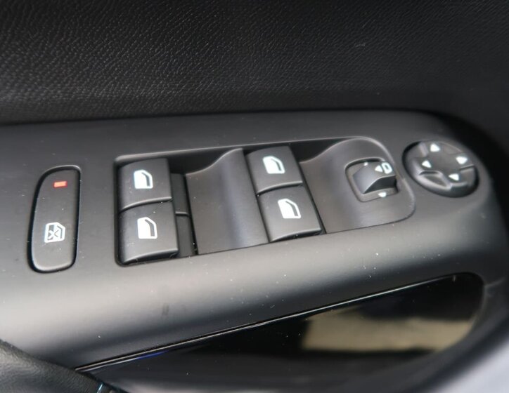 Citroën C5 Aircross SUV / Terénní 1,5 l 96 kw