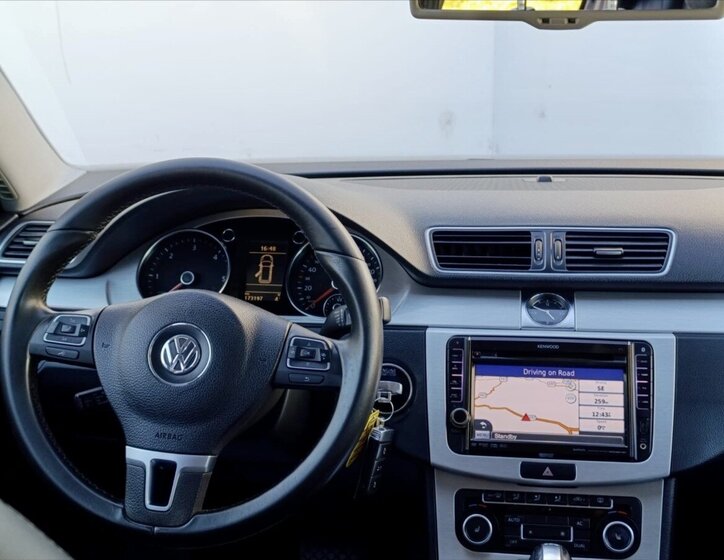 Volkswagen Passat Kombi 2,0 l 125 kw