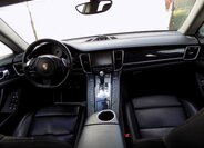 Porsche Panamera 22