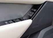 Land Rover Range Rover Velar SUV / Terénní 2,0 l 184 kw