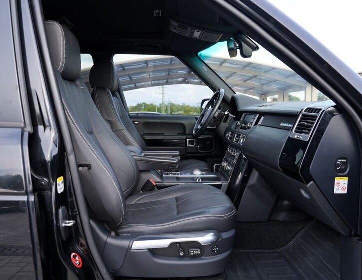 Land Rover Range Rover SUV / Terénní 4,4 l 230 kw