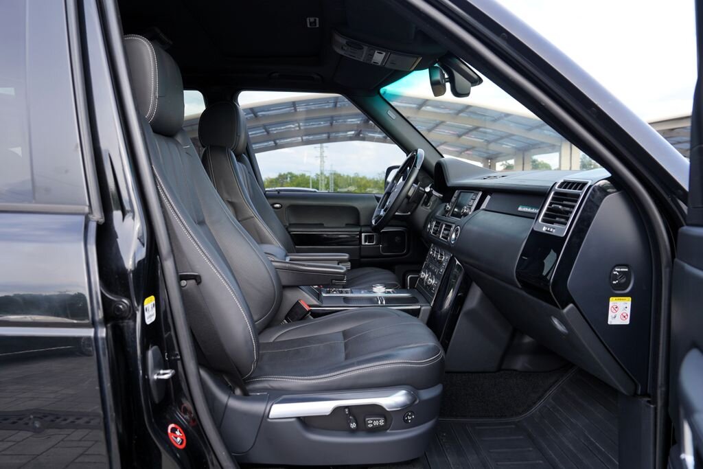 Land Rover Range Rover SUV / Terénní 4,4 l 230 kw