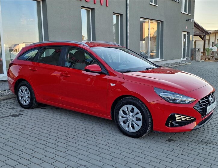 Hyundai i30 Kombi 998,0 88 kw