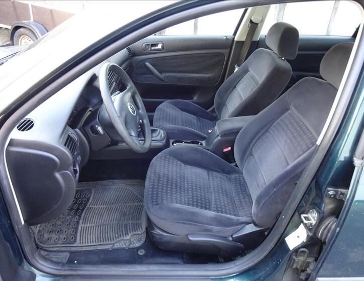 Volkswagen Passat 18