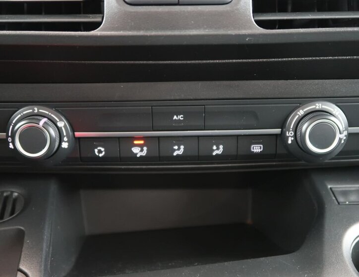 Citroën Berlingo MPV 1,5 l 75 kw