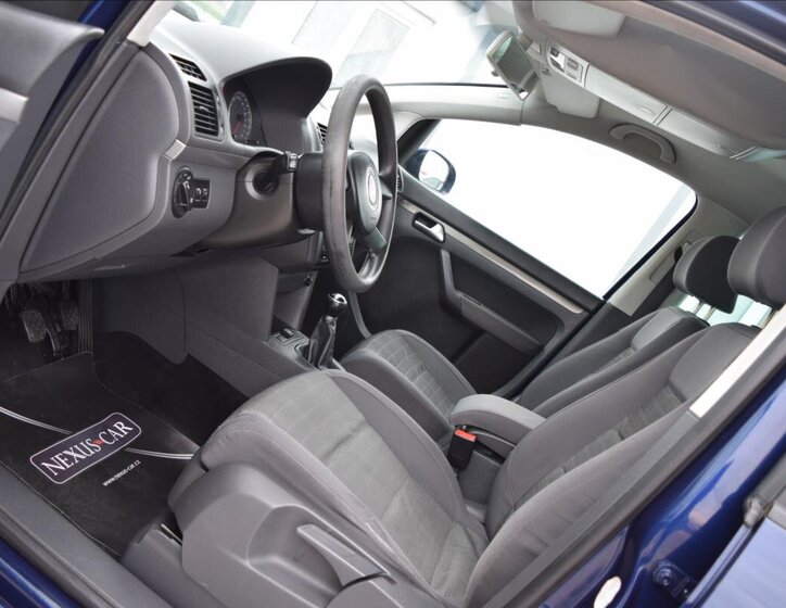 Volkswagen Touran Kombi 1,4 l 103 kw