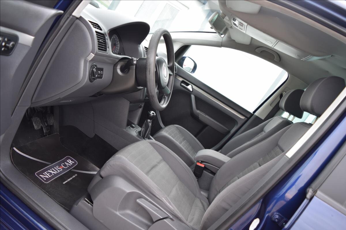 Volkswagen Touran Kombi 1,4 l 103 kw