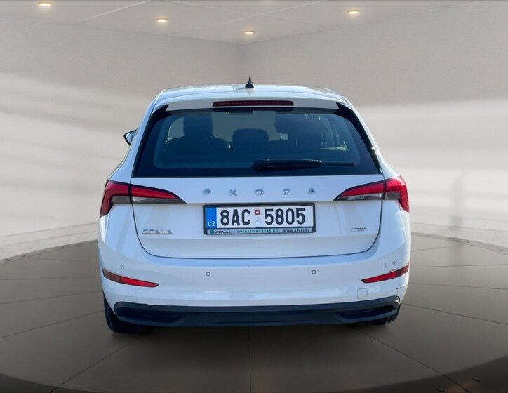 Škoda Scala 5