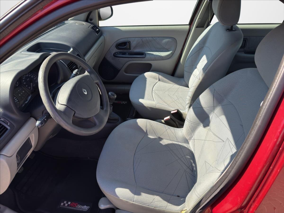 Renault Clio Hatchback 1,1 l 55 kw