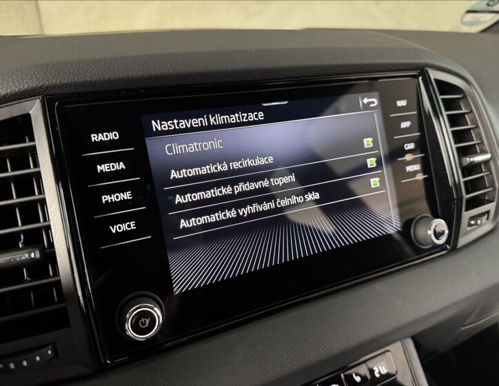 Škoda Karoq SUV / Terénní 2,0 l 110 kw