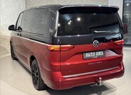 Volkswagen Multivan 11