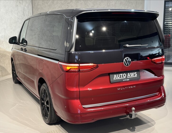 Volkswagen Multivan 11