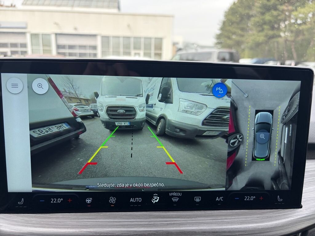 Ford Kuga SUV / Terénní 2,5 l 178 kw