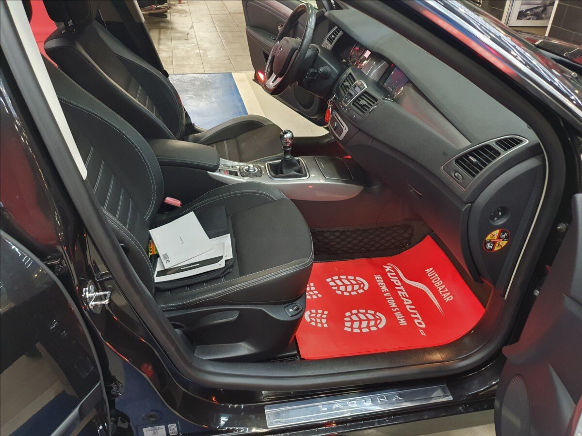 Renault Laguna Kombi 2,0 l 103 kw