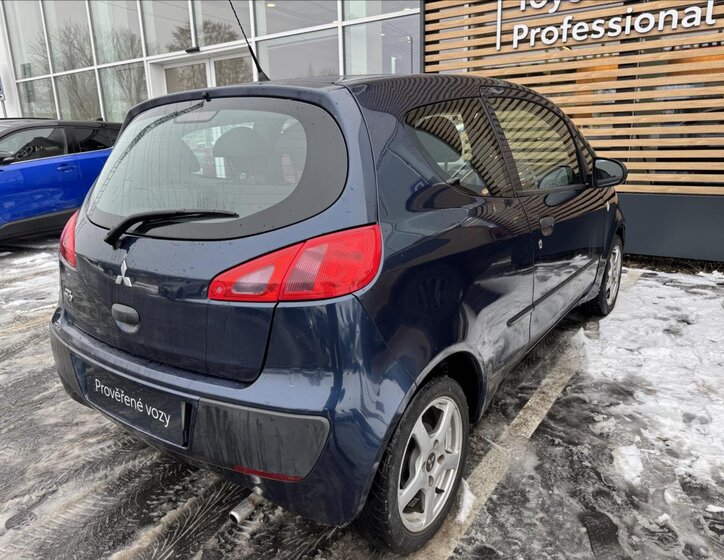 Mitsubishi Colt Hatchback 1,1 l 55 kw