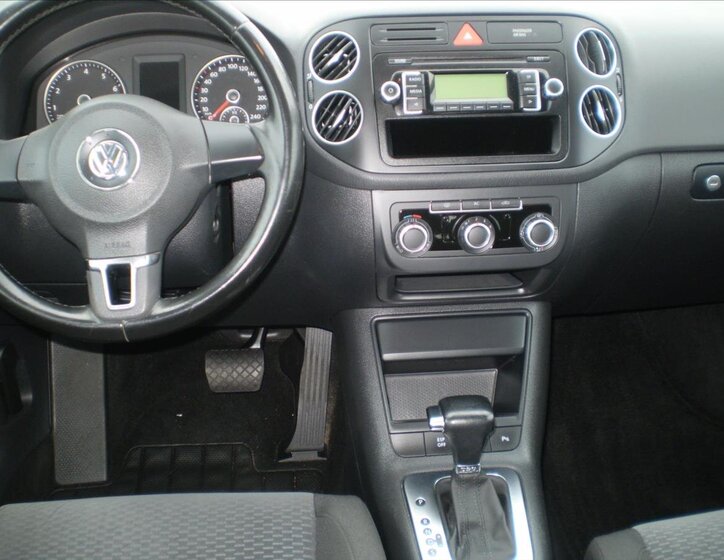 Volkswagen Golf Plus 11