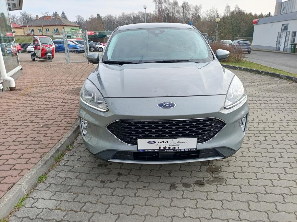 Ford Kuga SUV / Terénní 2,5 l 165 kw