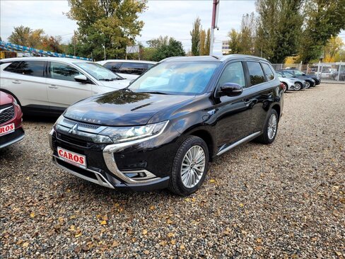 Mitsubishi Outlander SUV / Terénní 2,4 l 165 kw