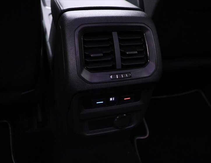 Volkswagen Tiguan Allspace SUV / Terénní 2,0 l 110 kw