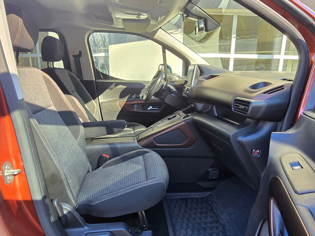 Peugeot Rifter VAN / Minibus 1,2 l 96 kw