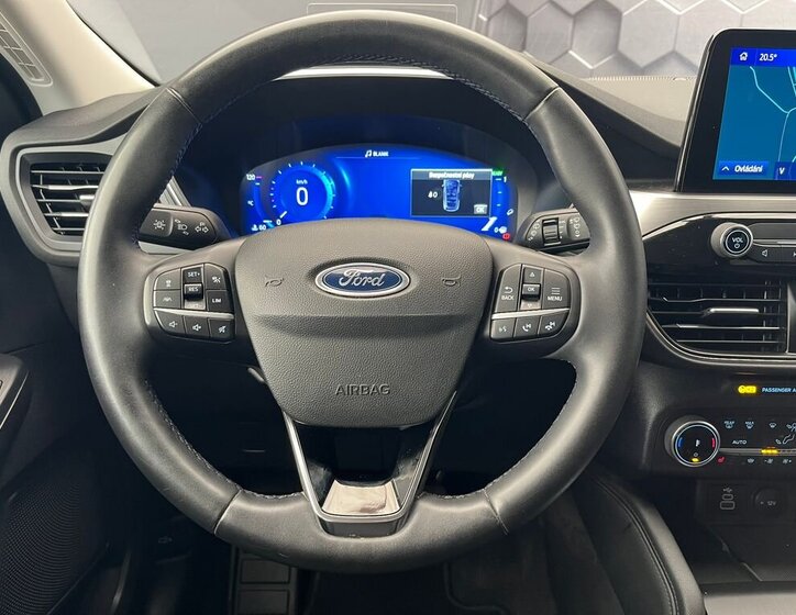 Ford Kuga SUV / Terénní 2,5 l 140 kw