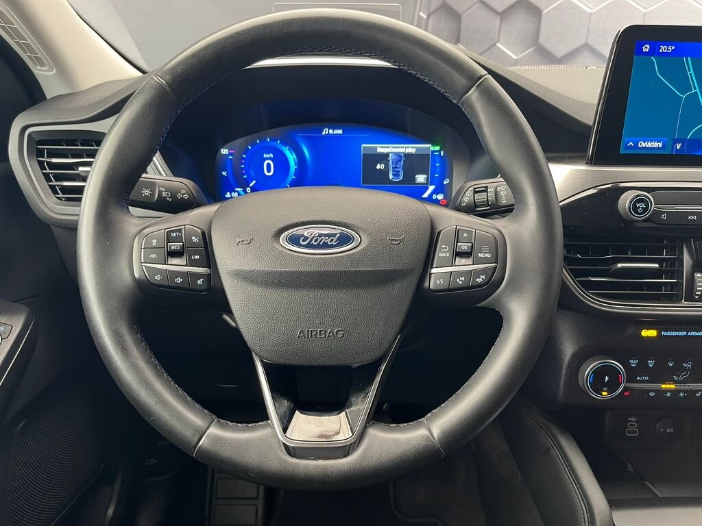 Ford Kuga SUV / Terénní 2,5 l 140 kw