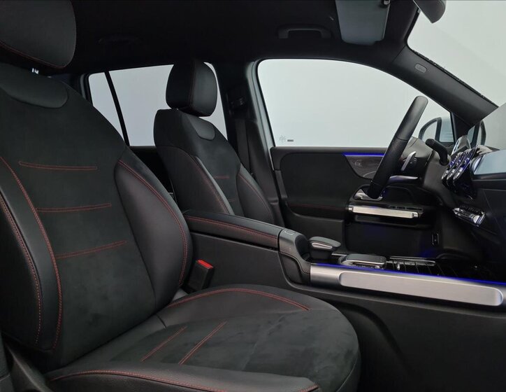 Mercedes-Benz GLB SUV 1,3 l 120 kw