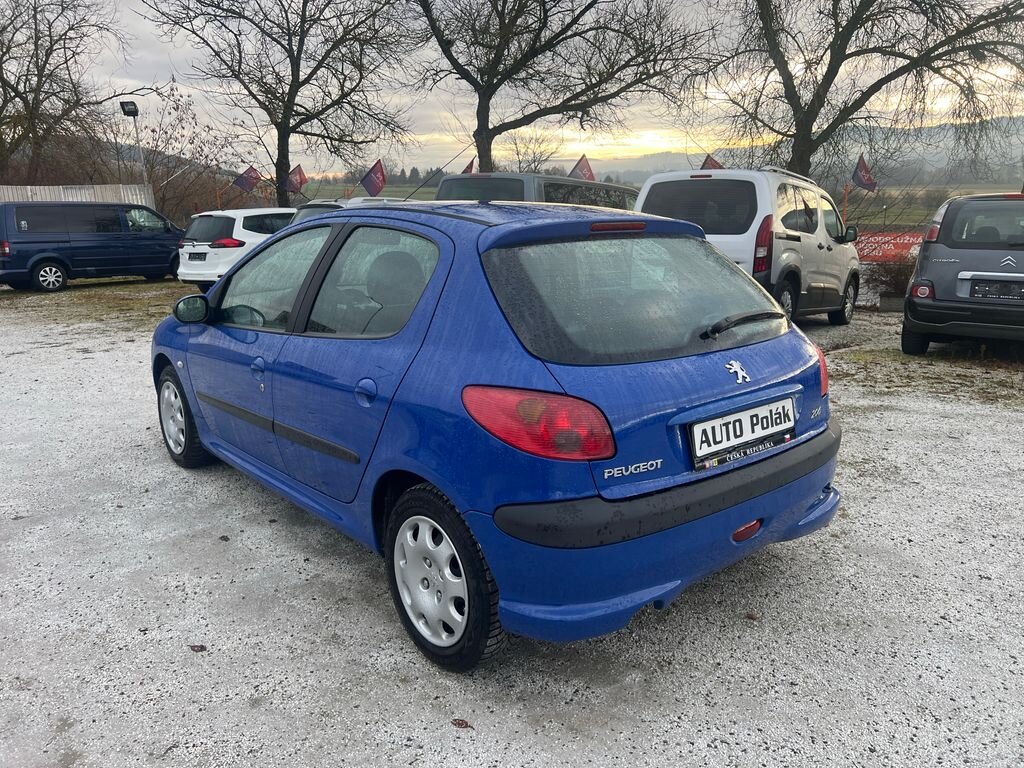 Peugeot 206
