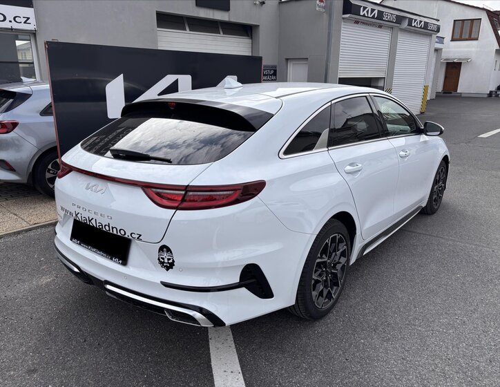 KIA ProCeed Kombi 1,5 l 103 kw