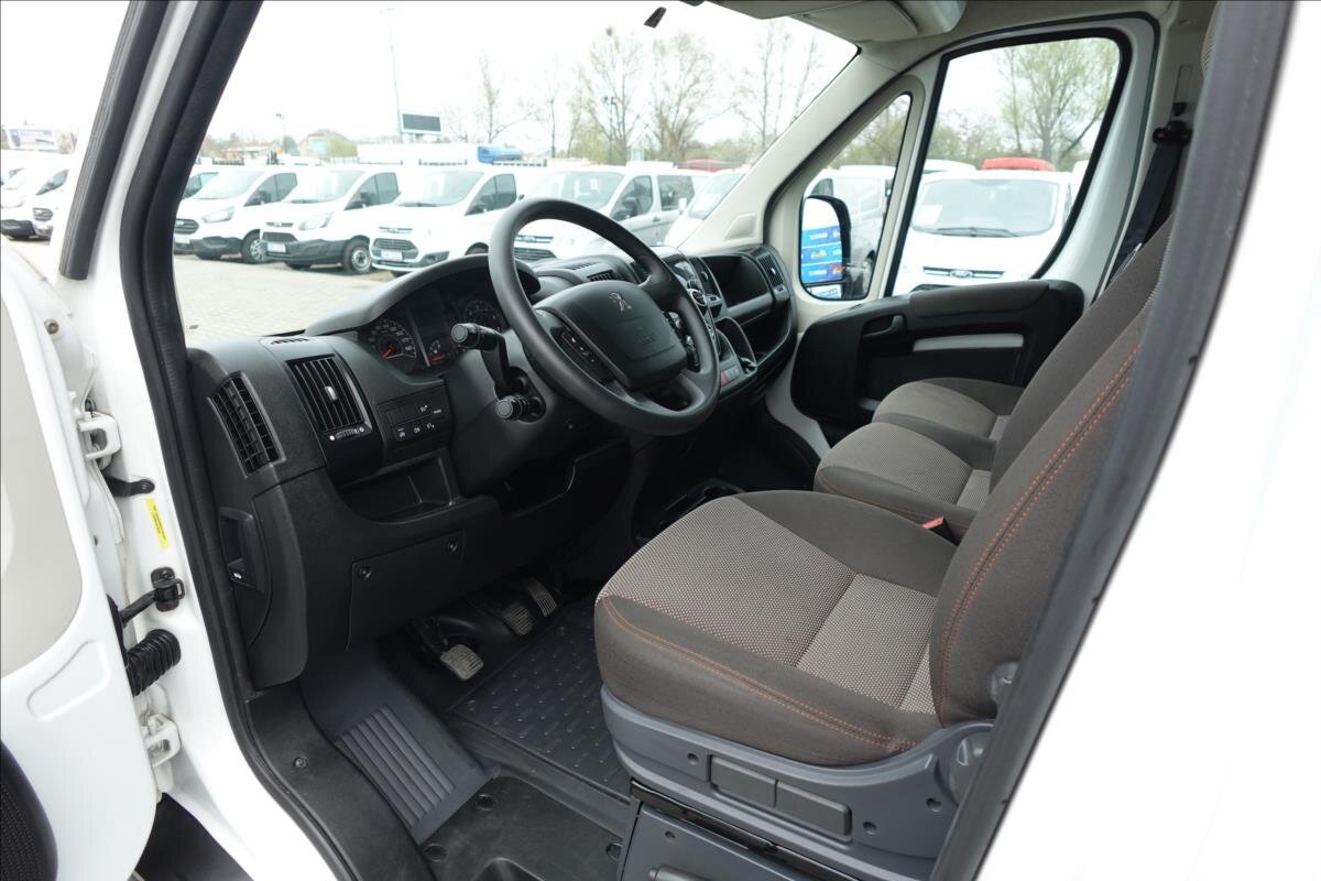 Peugeot Boxer Ostatní 2,2 l 121 kw