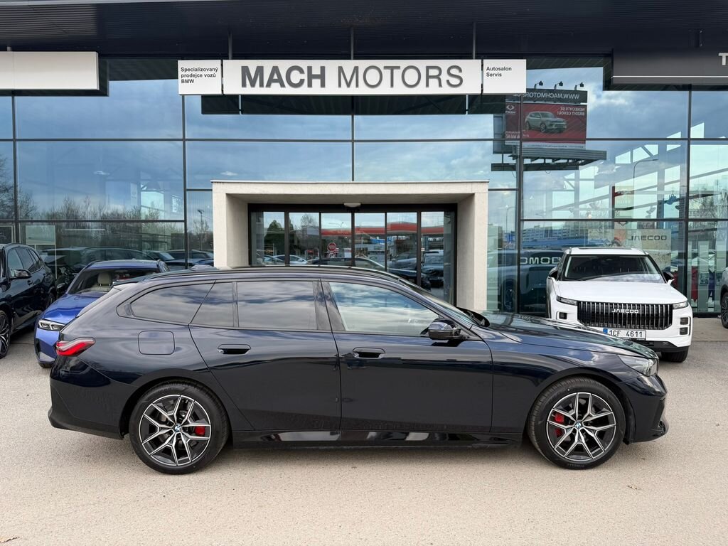 BMW Řada 5 Kombi 3,0 l 360 kw